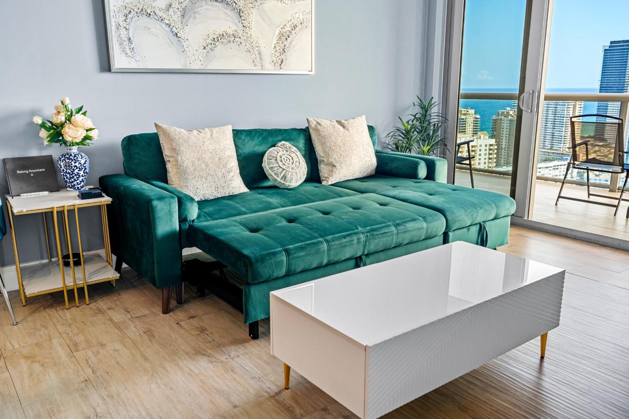 Ocean Views - Pool & Gym - Pet Friendly - Close To Beach Hallandale Beach Exteriér fotografie