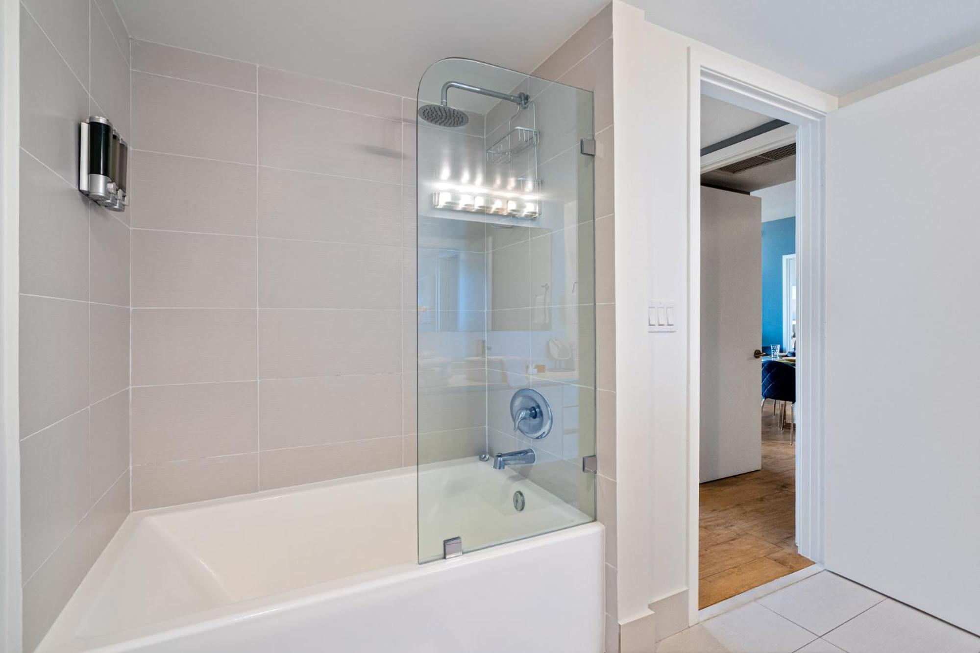 Ocean Views - Pool & Gym - Pet Friendly - Close To Beach Hallandale Beach Exteriér fotografie